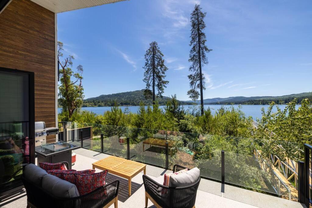Kelly'S Sunset Lake Retreat Shawnigan Lake Экстерьер фото
